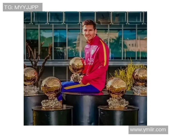 梅西足球明星摆件尽显球场风采完美收藏品带你感受足球魅力 梅西足球明星摆件尽显球场风采完美收藏品带你感受足球魅力