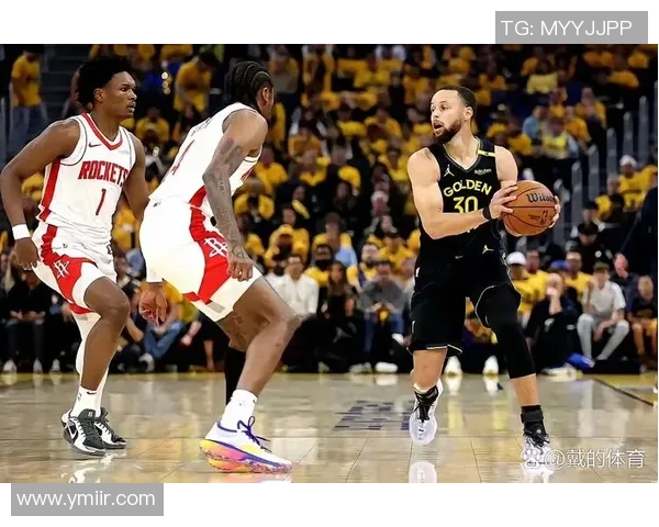 库里身高与足球明星的对比探讨运动员身材对竞技表现的影响